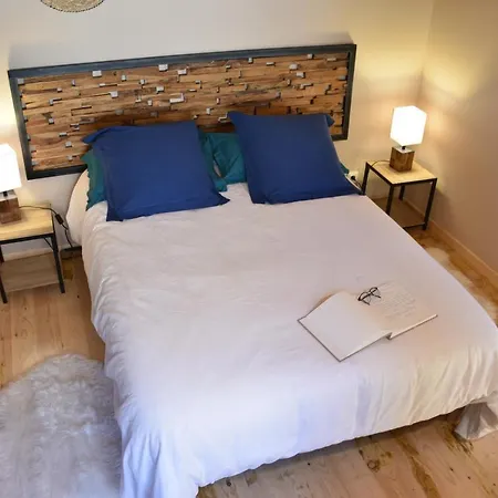 Du Carbounet Et La Grange De Lou *