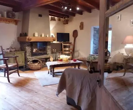 Du Carbounet Et La Grange De Lou Feriehus *