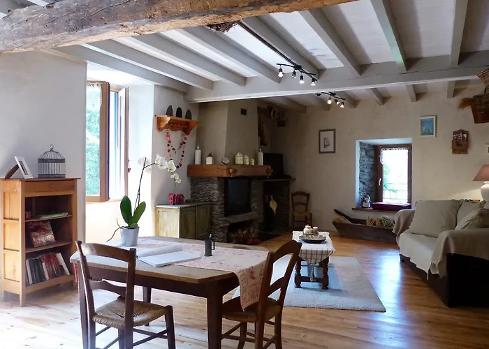 別荘 Du Carbounet Et La Grange De Lou *