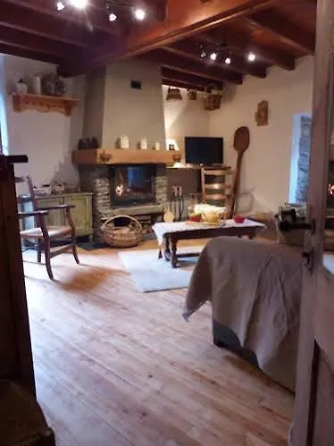 Du Carbounet Et La Grange De Lou 別荘 Siguer